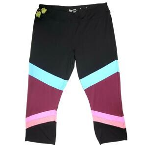 Flirtitude Size XXL Active Womens Black Striped Elastic Capri Leggings Pants 2XL